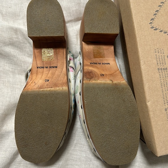 Free People Flower Calabasas Clogs - Picture 4 of 5